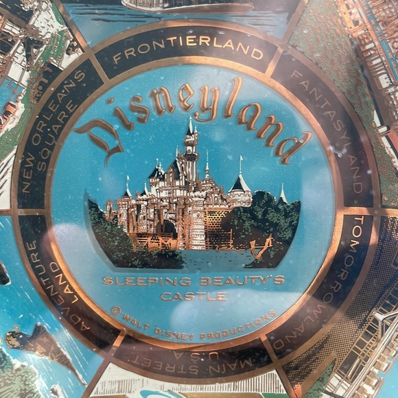 *Vintage* Disneyland Candy Dish. *Collectors item* *NWT* - Picture 3 of 5